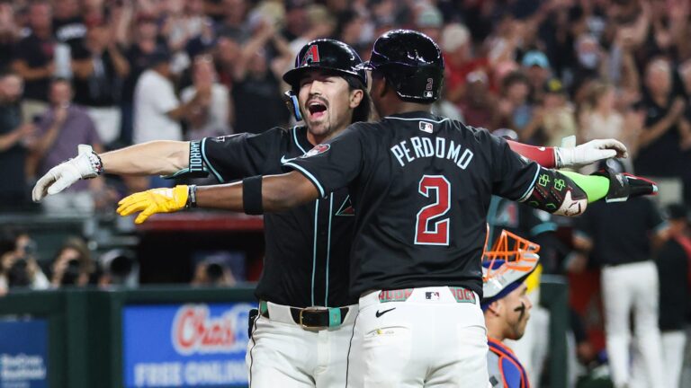 1. Arizona Diamondbacks (NL Wild Card 1)