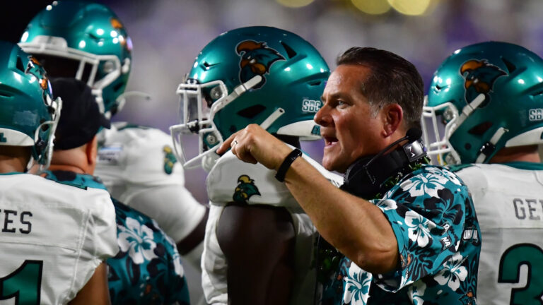 68 Ventures Bowl: Coastal Carolina (Sun Belt #5) vs. Buffalo (MAC #6)