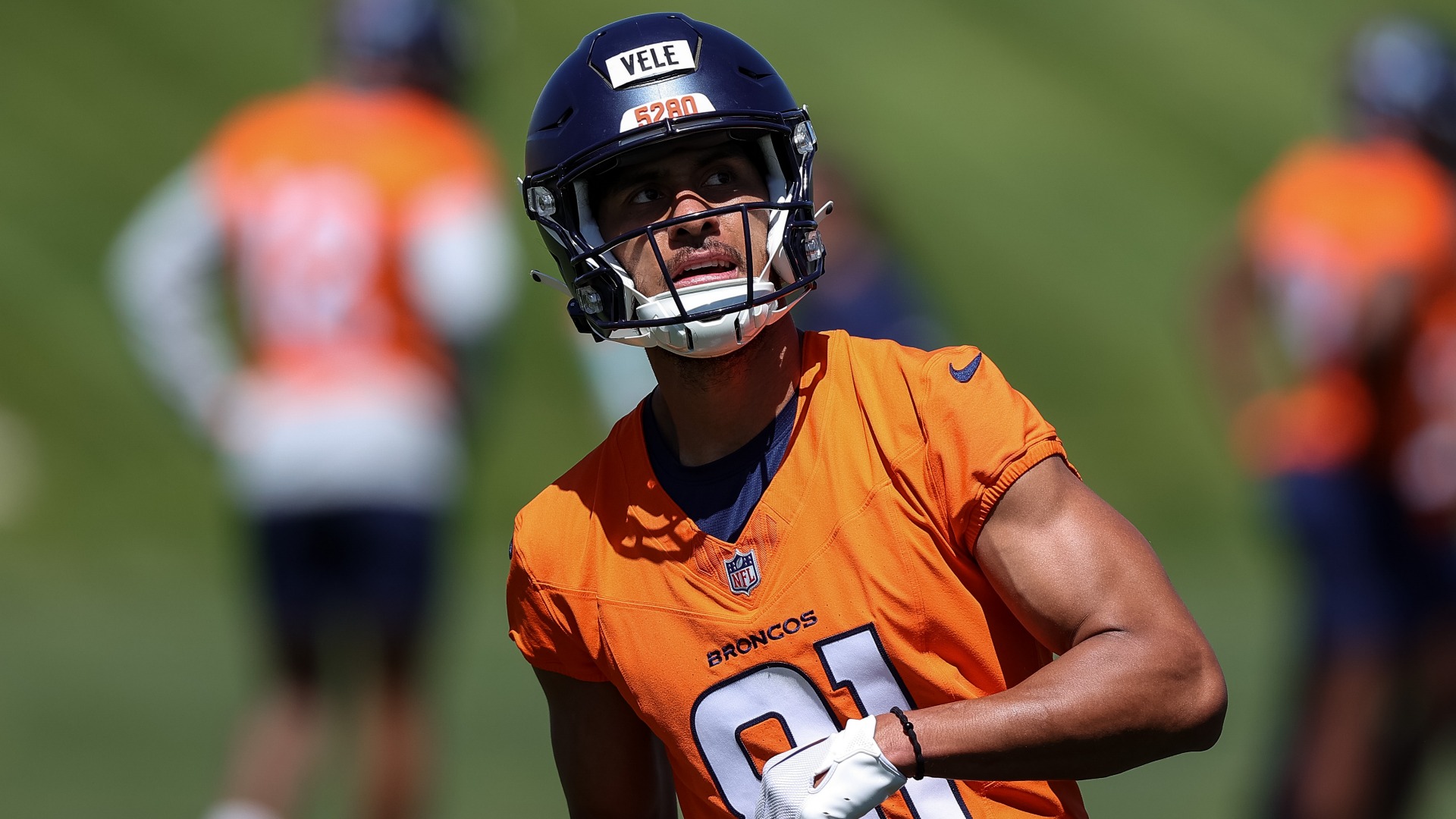 WR: DeVaughn Vele (0.1% rostered)