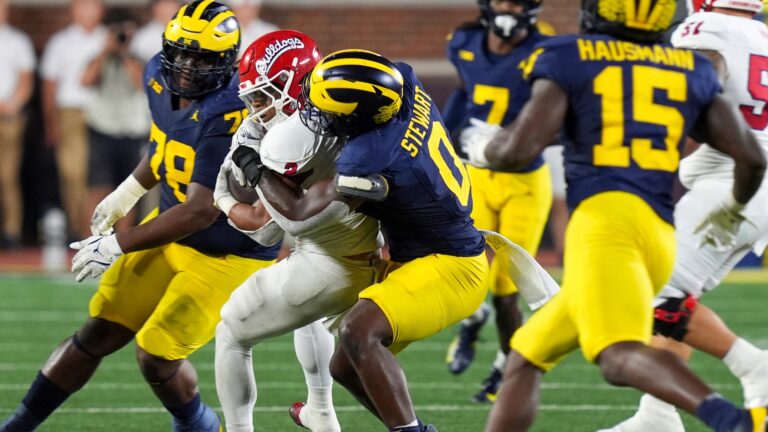 5. Josaiah Stewart, DE, Michigan