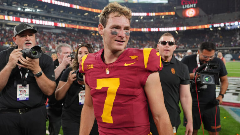 7. Miller Moss