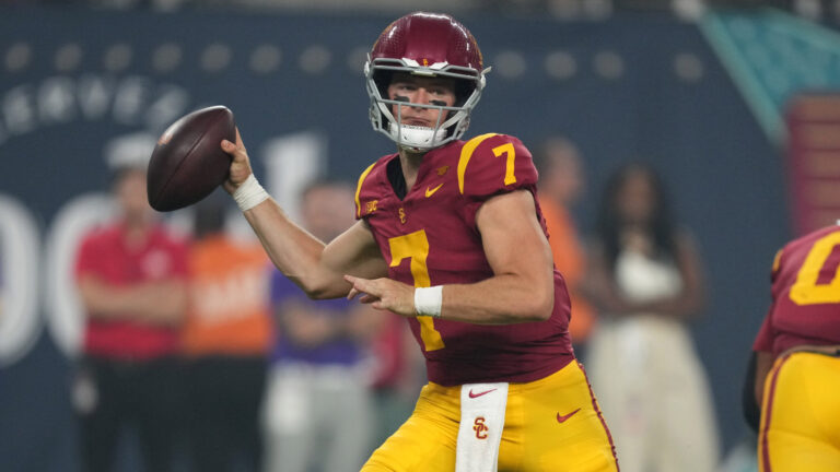 No. 11 USC Trojans (-4.5) vs. No. 18 Michigan Wolverines