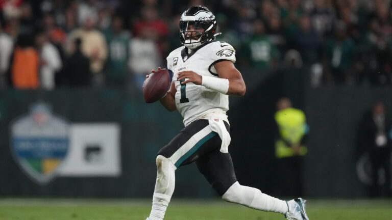 Atlanta Falcons vs. Philadelphia Eagles (-6.5)