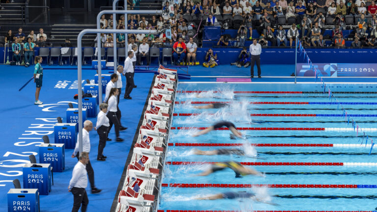 Leanne Smith: Gold Medal in Women's 100m Women's 100m Freestyle - S3