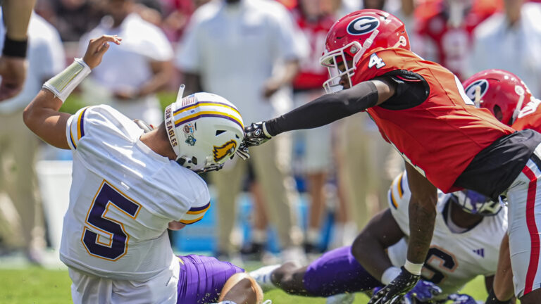 KJ Bolden Showing Signs of Being Next Star Georgia Defender