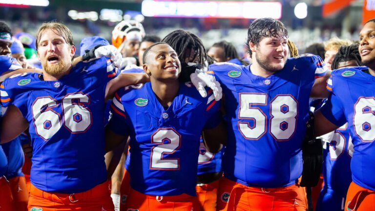 Texas A&M Aggies (-3.5) vs. Florida Gators