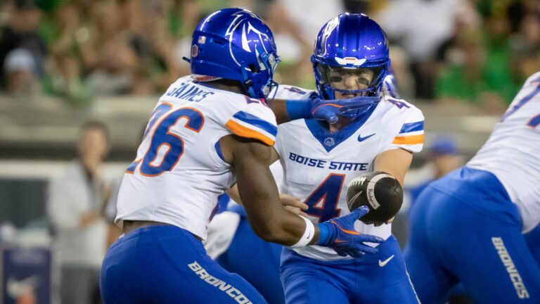 Las Vegas Bowl: Boise State (MWC #2) vs. South Carolina (SEC #10)