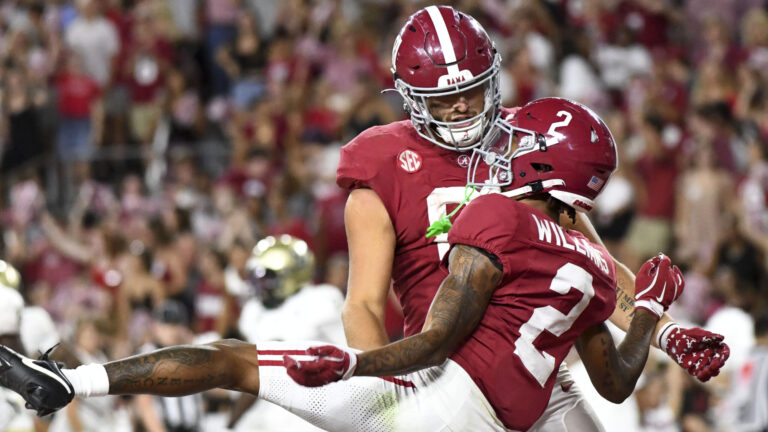 6. Alabama Crimson Tide vs. 11. Tennessee Volunteers