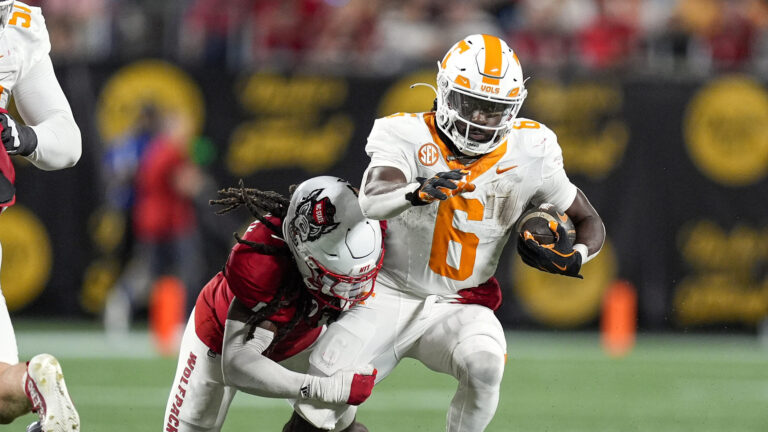 4. Dylan Sampson, RB, Tennessee
