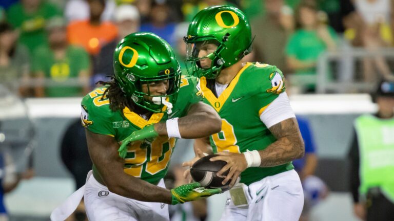 8. Oregon Ducks vs. 9. Penn State Nittany Lions