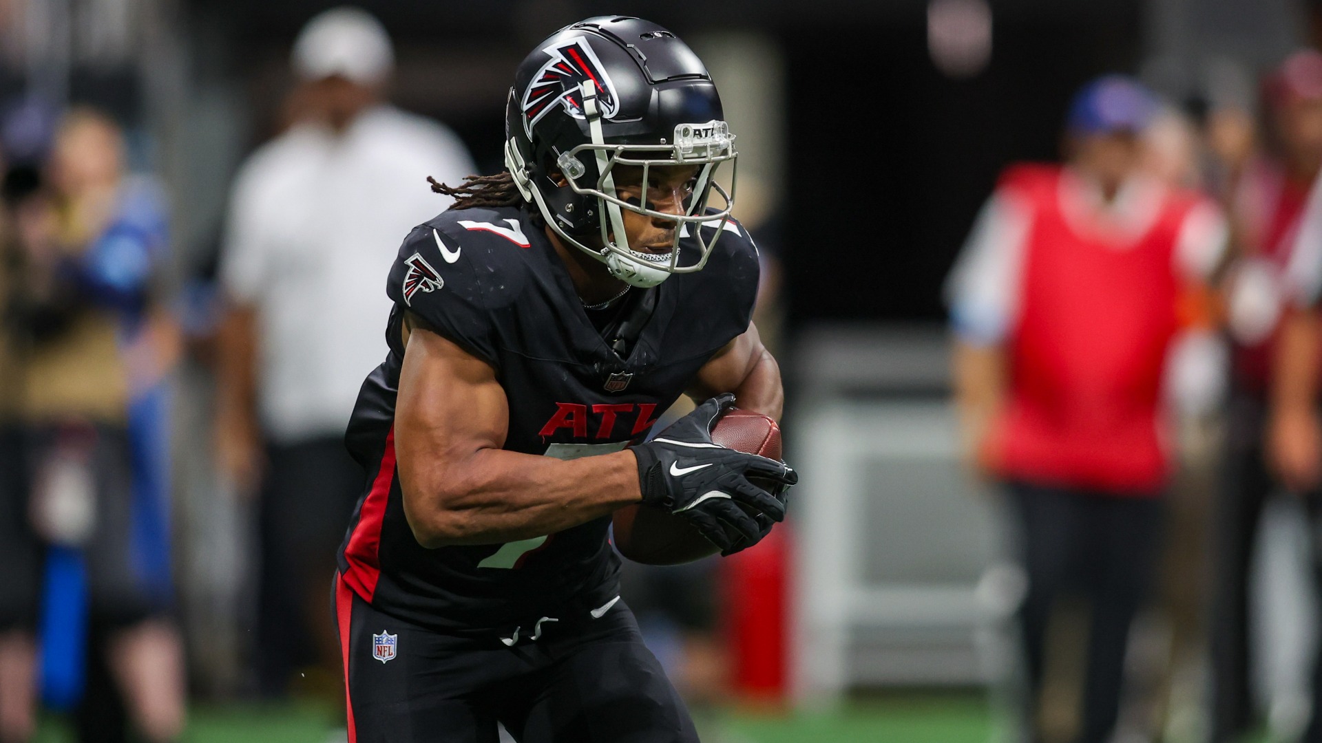 Falcons @ Eagles: Bijan Robinson Over 97.5 Rushing + Receiving Yards (-114)