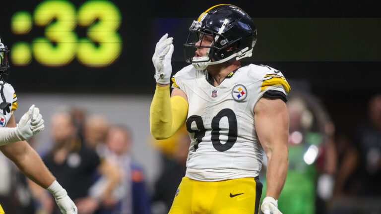 Pittsburgh Steelers (-3) vs. Denver Broncos