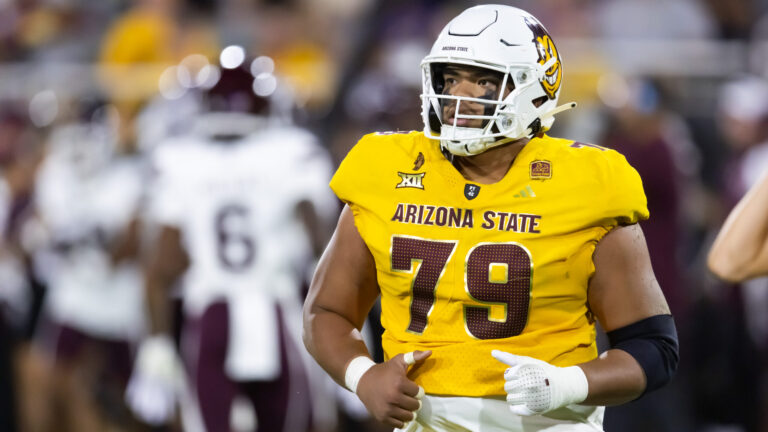 Guaranteed Rate Bowl: Arizona State (Big 12 #6) vs. Iowa (Big Ten #10)