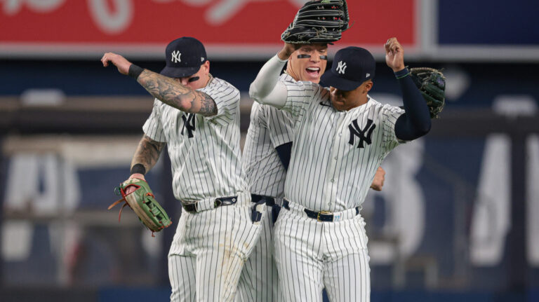 ALDS: No. 1 New York Yankees OVER No. 4 Balitmore Orioles in 4