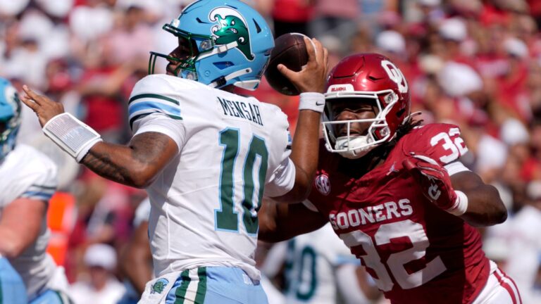 Fenway Bowl: North Carolina State (ACC #9) vs. Tulane (AAC #2)