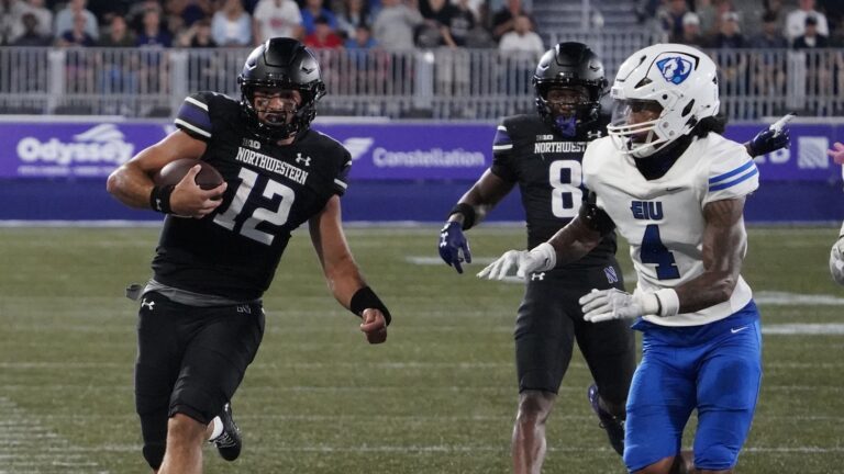 NORTHWESTERN WILDCATS (2-1, 0-0)