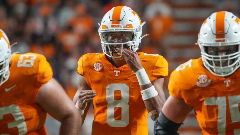 1st Round Playoff: (11) Notre Dame at (6) Tennessee