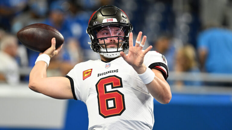 Denver Broncos vs. Tampa Bay Buccaneers (-6.5)