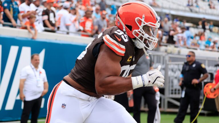 New York Giants vs. Cleveland Browns (-6.5)