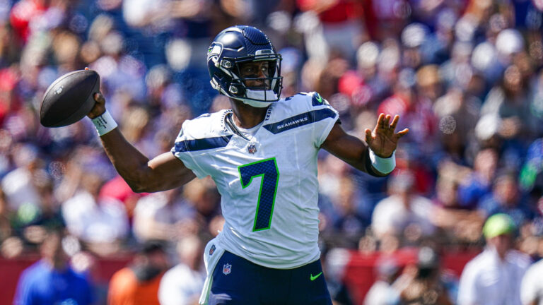 Miami Dolphins vs. Seattle Seahawks (-4.5)