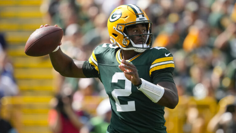 Green Bay Packers vs. Tennessee Titans (-2.5)