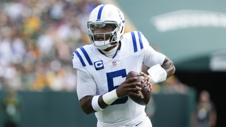 Chicago Bears vs. Indianapolis Colts (-1.5)