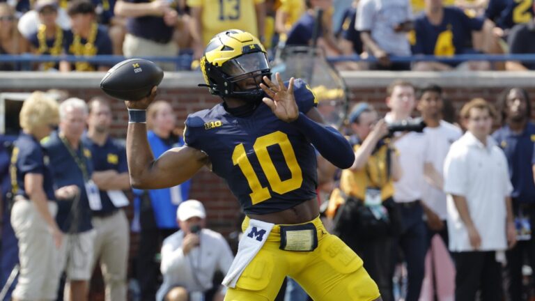 MICHIGAN WOLVERINES (2-1, 0-0)