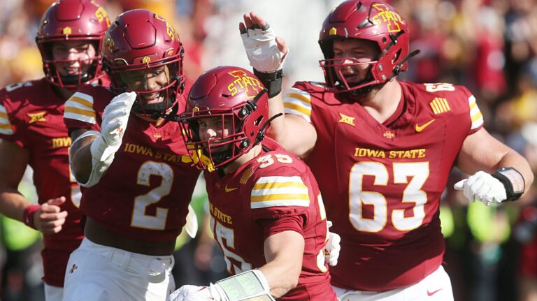 No. 18 Iowa State Cyclones (-13.5) vs. Houston Cougars