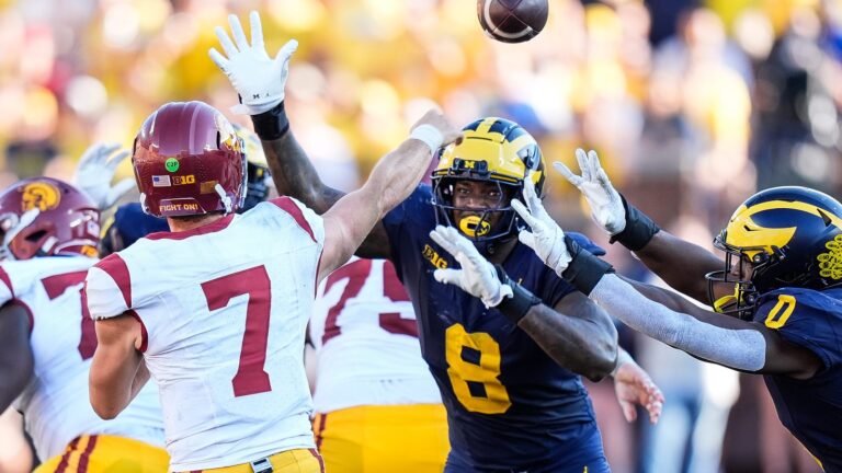 6. USC’s Offense Must Win Despite Their Offensive Line