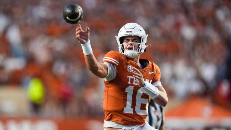 3. Texas Longhorns