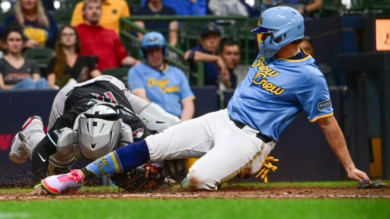 Milwaukee Brewers: Power Bats