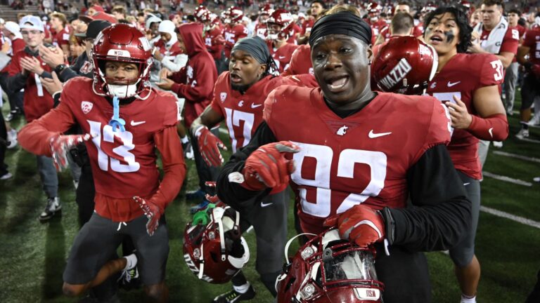 Washington State Cougars vs. No. 25 Boise State Broncos (-7.5)