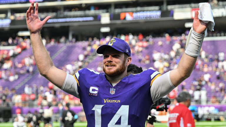 Minnesota Vikings vs. Green Bay Packers (-2.5)