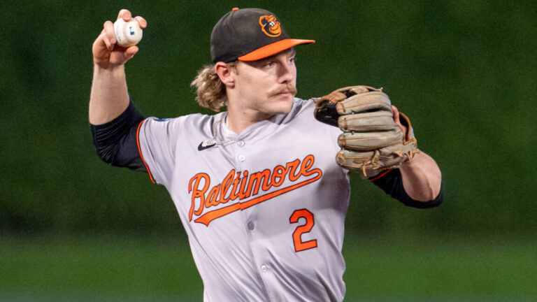 Wild Card: No. 4 Baltimore Orioles OVER No. 5 Kansas City Royals in 3