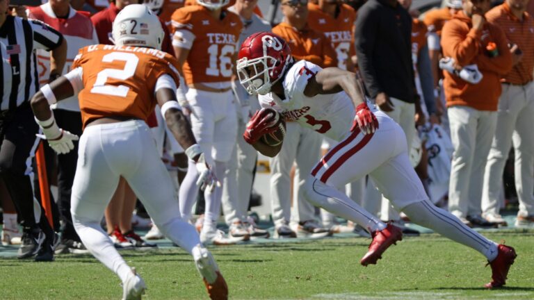 6. Week 7 - Texas Longhorns vs Oklahoma Sooners