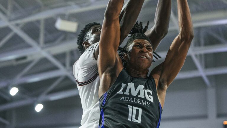 22. Donnie Freeman - PF