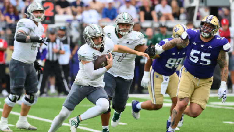 1. (tied) Eastern Michigan Eagles: 5-0 ATS