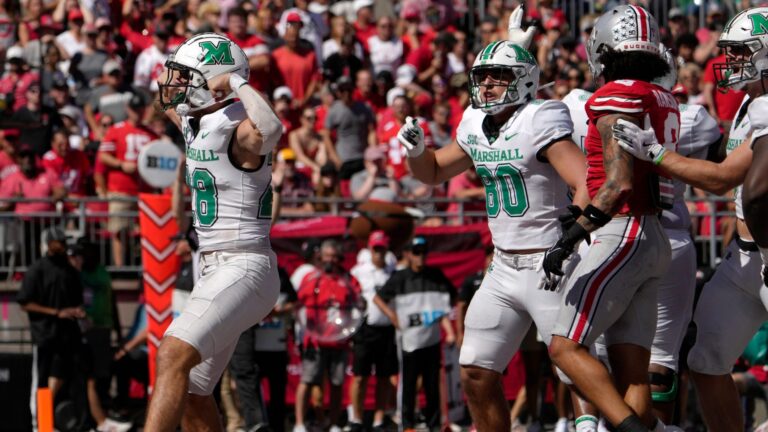 1. (tied) Marshall Thundering Herd: 5-0 ATS