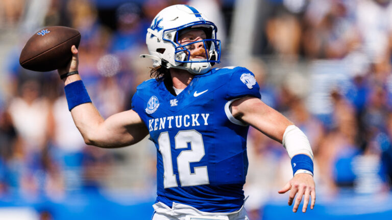 2) Kentucky Wildcats (3-4)