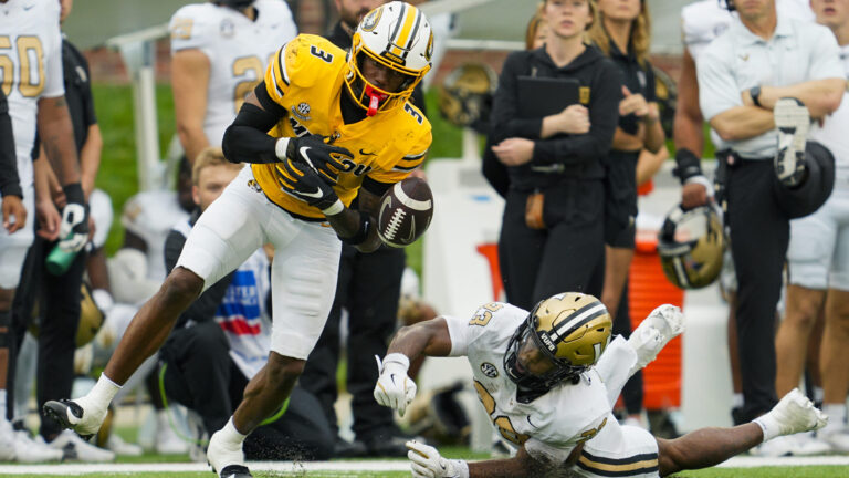 7. Georgia Bulldogs vs. 10. Missouri Tigers