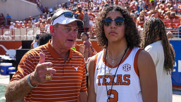 25. Aaliyah Chavez (College Basketball)