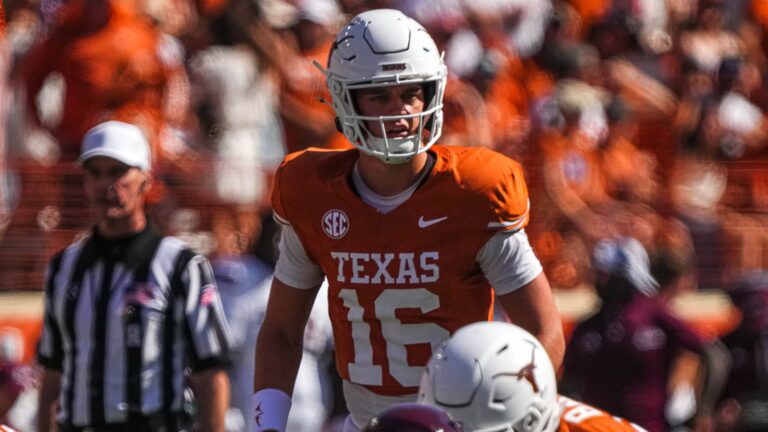 1. Week 8 - Georgia Bulldogs vs Texas Longhorns