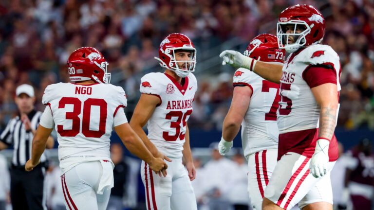 No. 4 Tennessee Volunteers vs. Arkansas Razorbacks