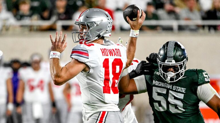 Iowa Hawkeyes vs. No. 3 Ohio State Buckeyes (-19.5)