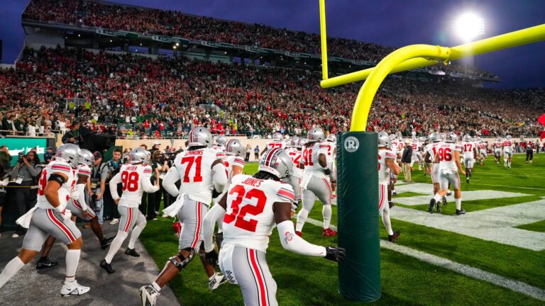 4. Week 7 - Ohio State Buckeyes vs Oregon Ducks