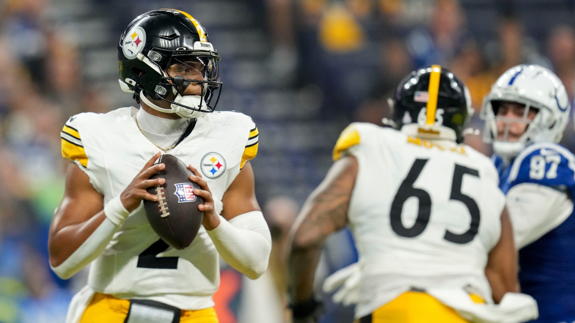 QB: Justin Fields (34.1% rostered in ESPN leagues)