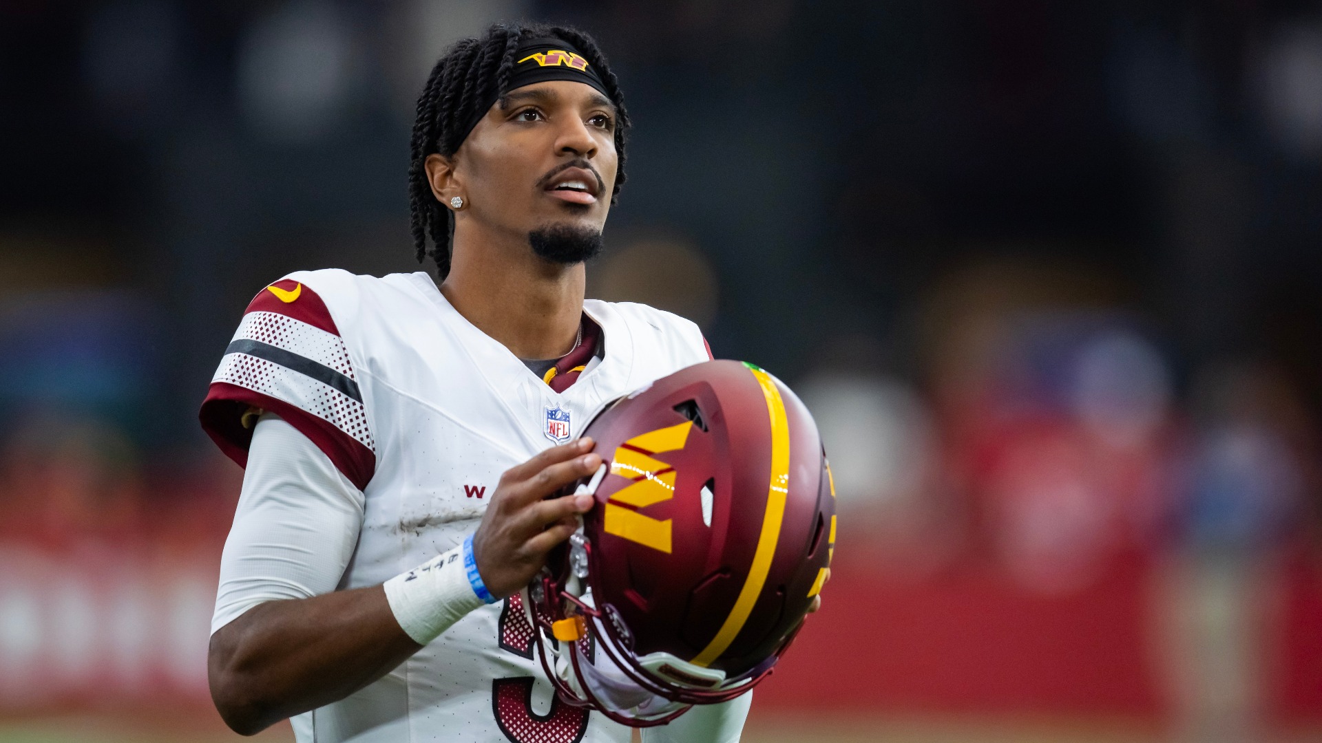 Browns @ Commanders: Jayden Daniels Under 203.5 Passing Yards (-113)