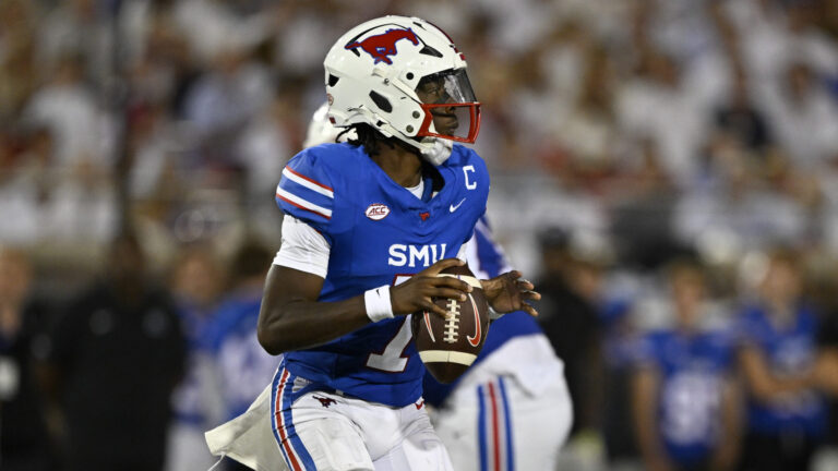10) SMU Mustangs (7-1)