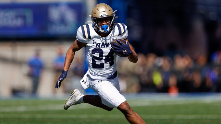 12. Navy Midshipmen (5-0)