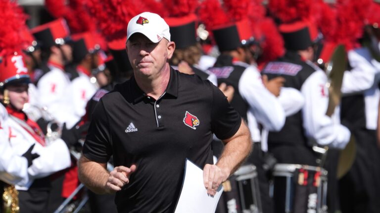 24. Louisville Cardinals